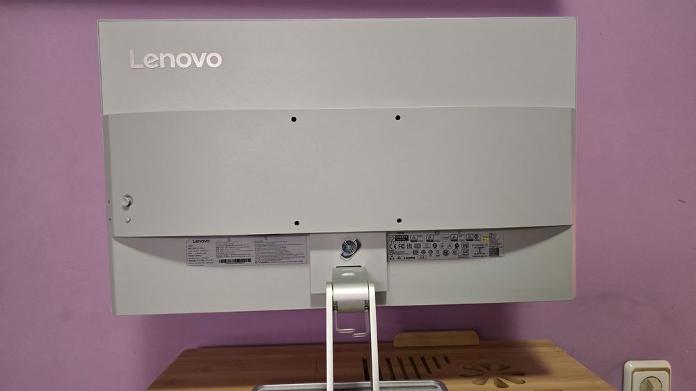 Монитор Леново 21.5"