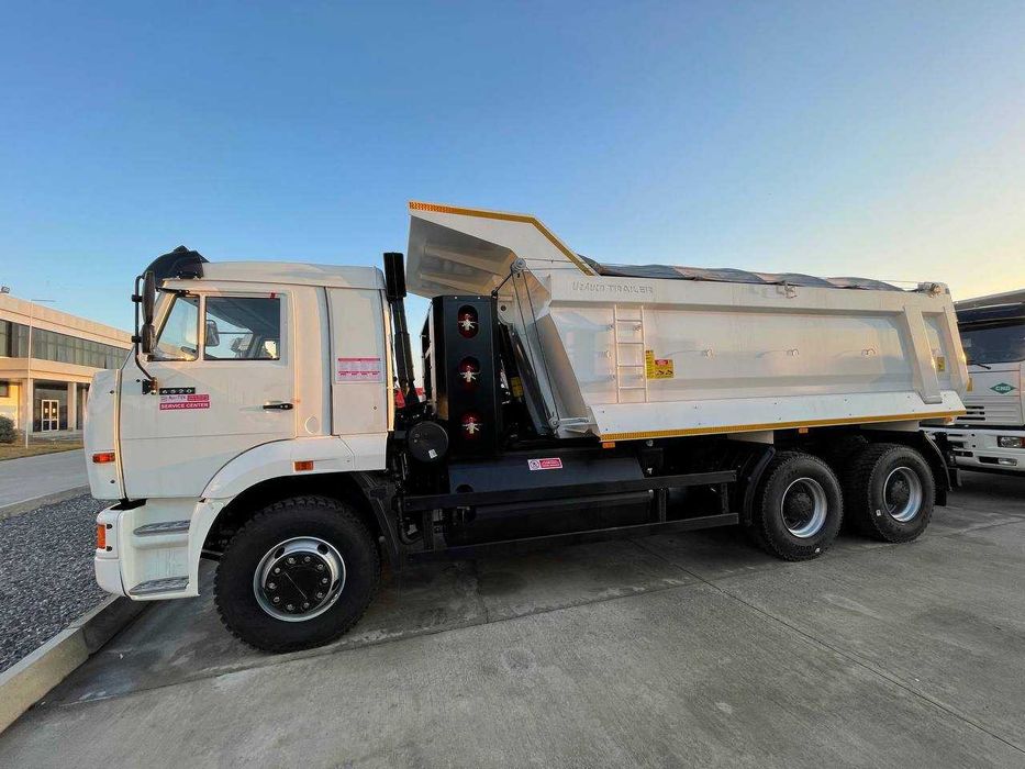 КАМАЗ самосвал МЕТАН 6520 6х4