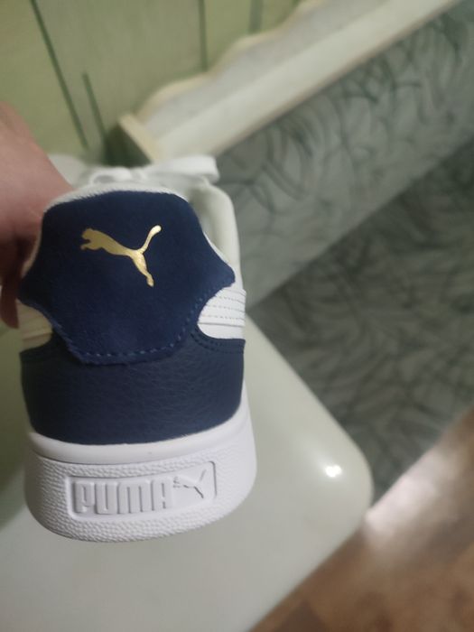 Продам кросовки новые