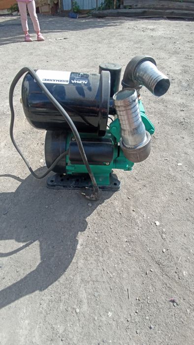 Продам вакуумный насос