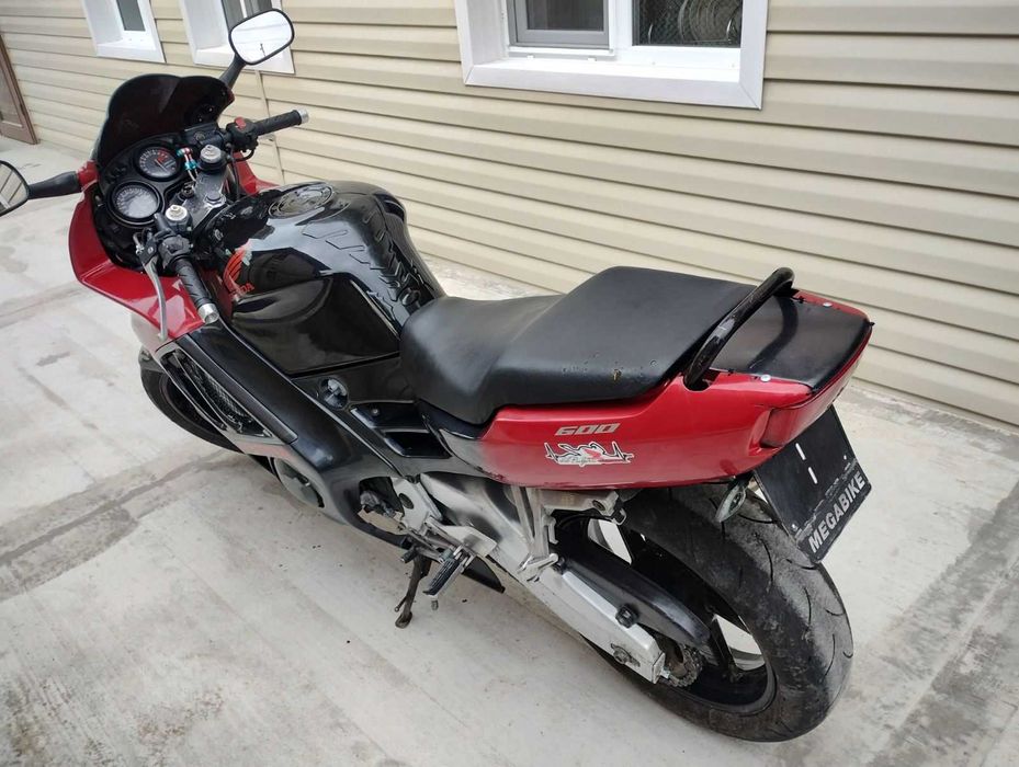 Хонда ЦБР 600 на части