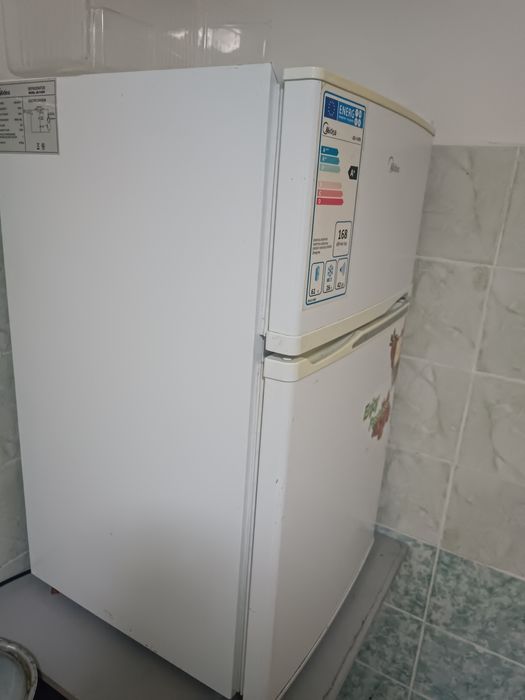 Продается холодильник