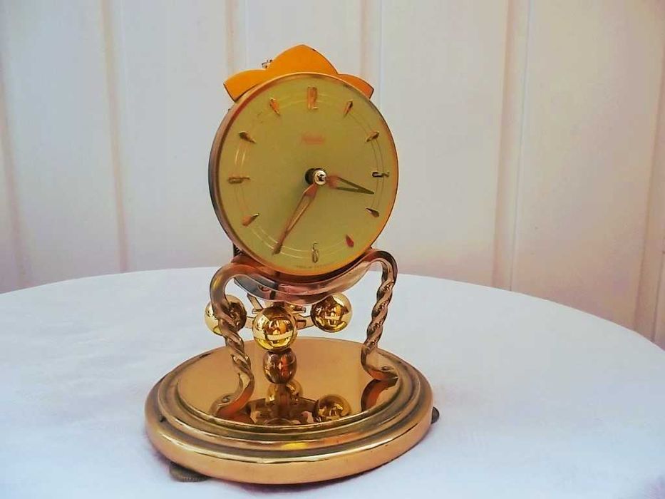 Ceas vechi aniversar,pendul cu fir torsiune