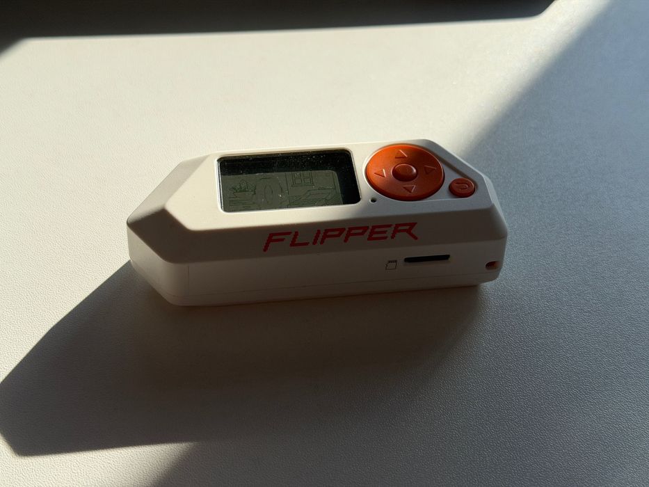 Flipper 0 in stare impecabilă
