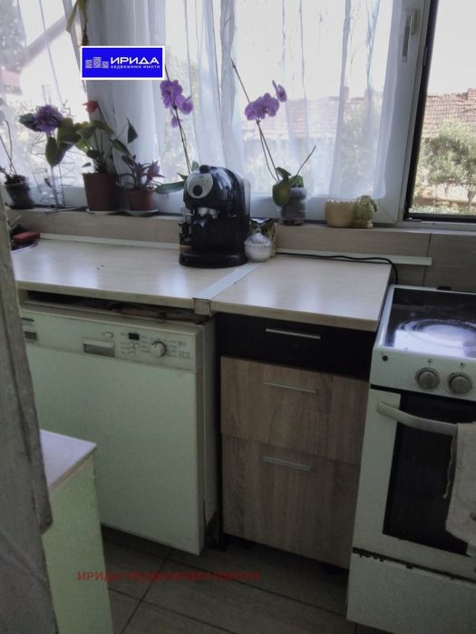 Къща в гр. Нови Искър