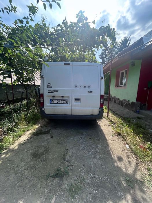 Vând Ford transit 2010