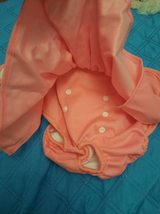 Fustița pampers reutilizabile pentru catei