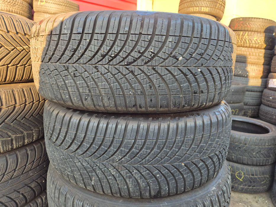 2 Anvelope VARA IARNA 4Sezoane - 215/55/17 - GoodYear APP NOI 2022