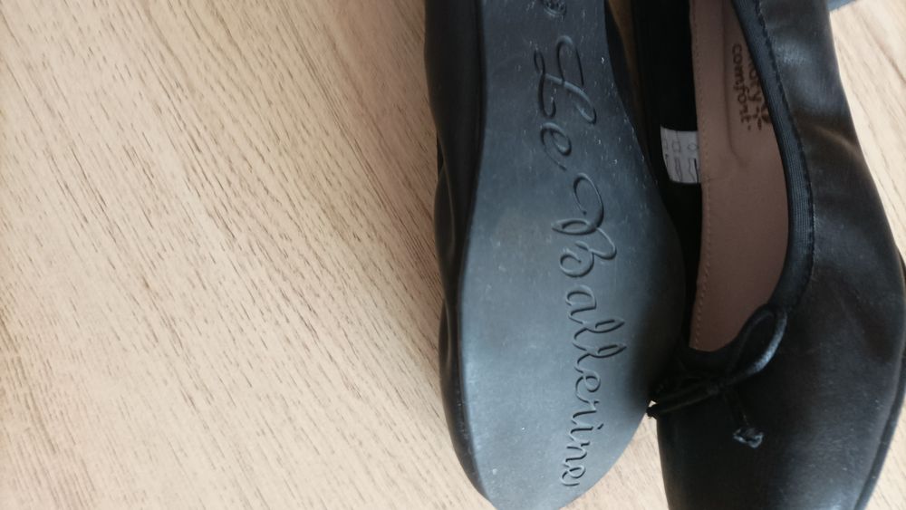 Нови обувки от естествена кожа