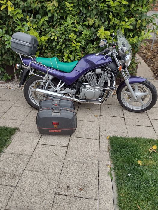 Vind sau schimb cu auto Suzuki vx 800