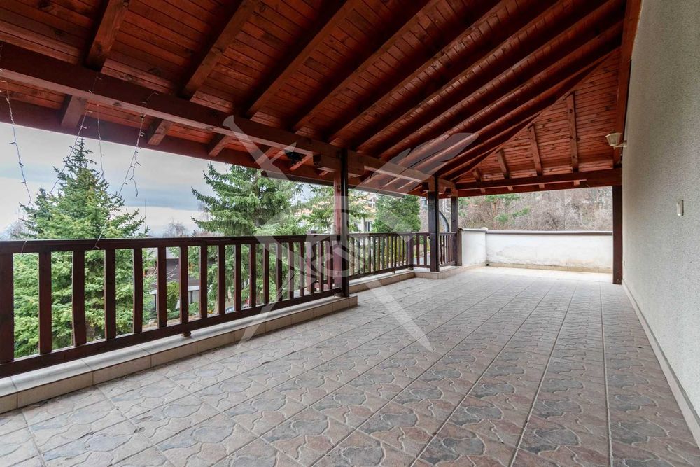 Дава се под наем Къща в София, Драгалевци - 400 кв.м за 1895.16 € - Снимка #13