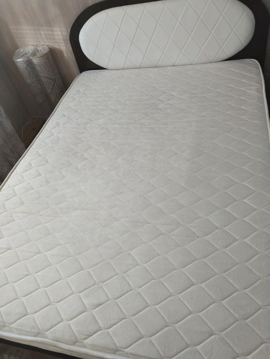 Продам кровать 140*200