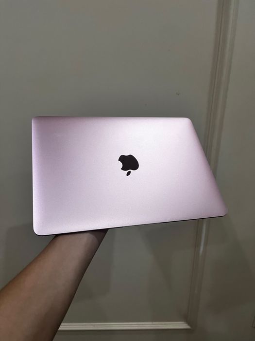 Apple Macbook rose gold