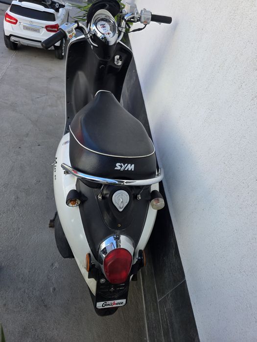 Scuter Mio Sym 50