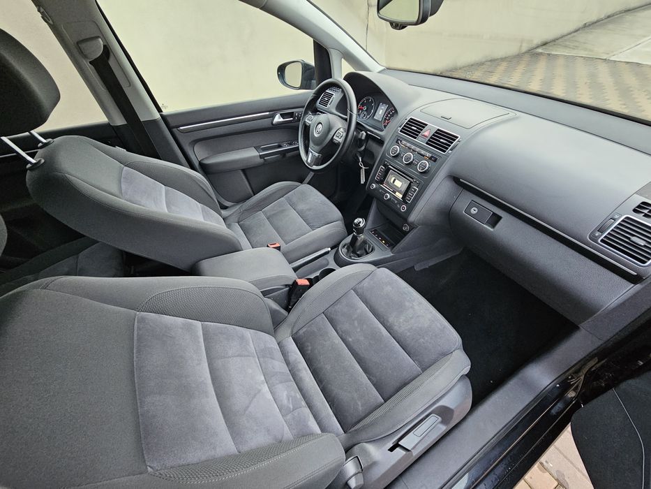 Vw Touran Highline 2013 ~140 Cp E5 /7 Locuri/Klima/Senz park/Navi/360°