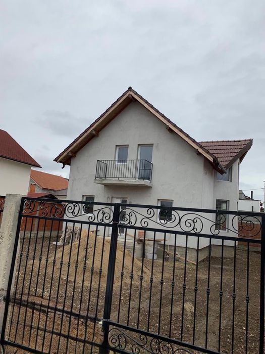 casa la gri Sanmartin, Bihor, cartier Lotus