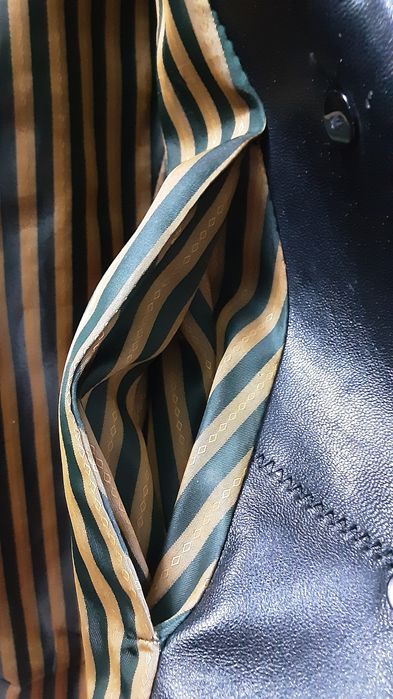 Куртка кожаная  женская