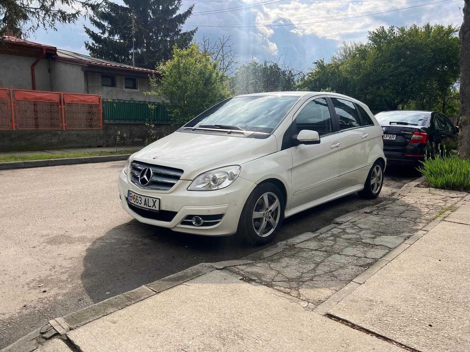 MERCEDES-BENZ B-Class 2010 — imagine 3