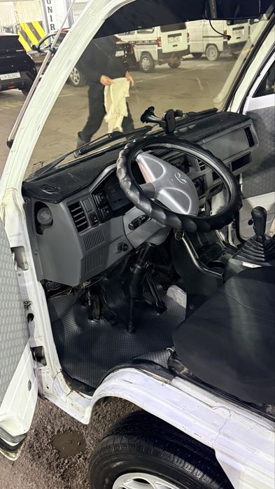 Damas moshinasi sotiladi