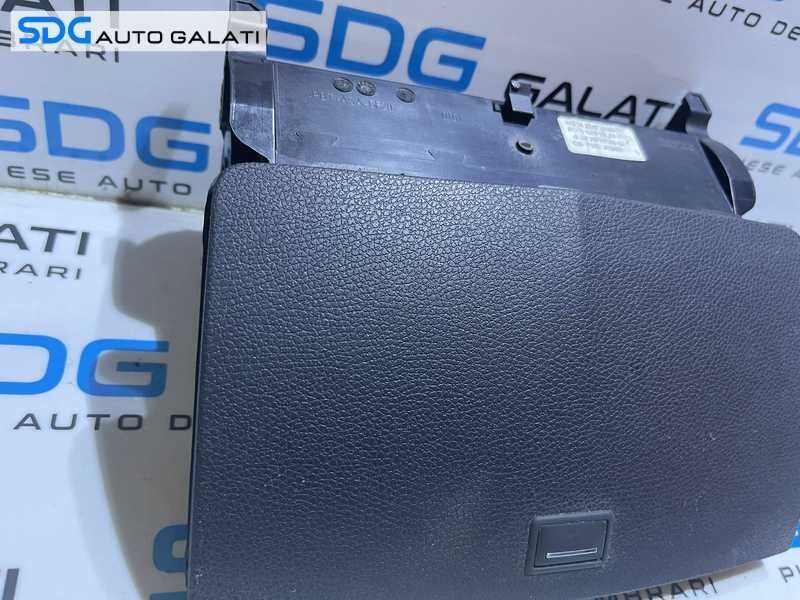 Ecran Display Afisaj Multimedia Bord Mercedes W204 C Class 2007 - 2014 Cod A2048205497