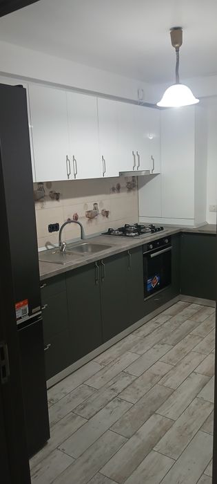 Inchiriez apartament 2 camere