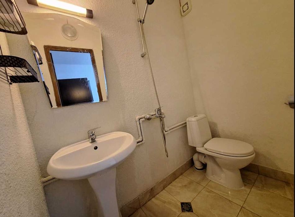 Дава се под наем Двустаен апартамент в Перник, Монте Карло - 60 кв.м за 306 € - Снимка #10