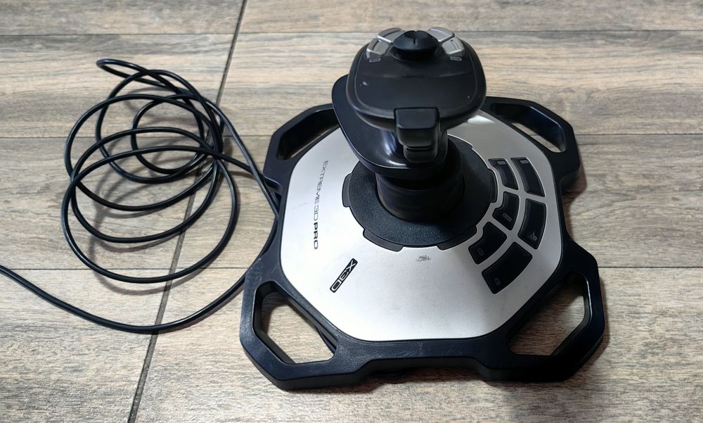 Controller Logitech Extreme 3D Pro Joystick