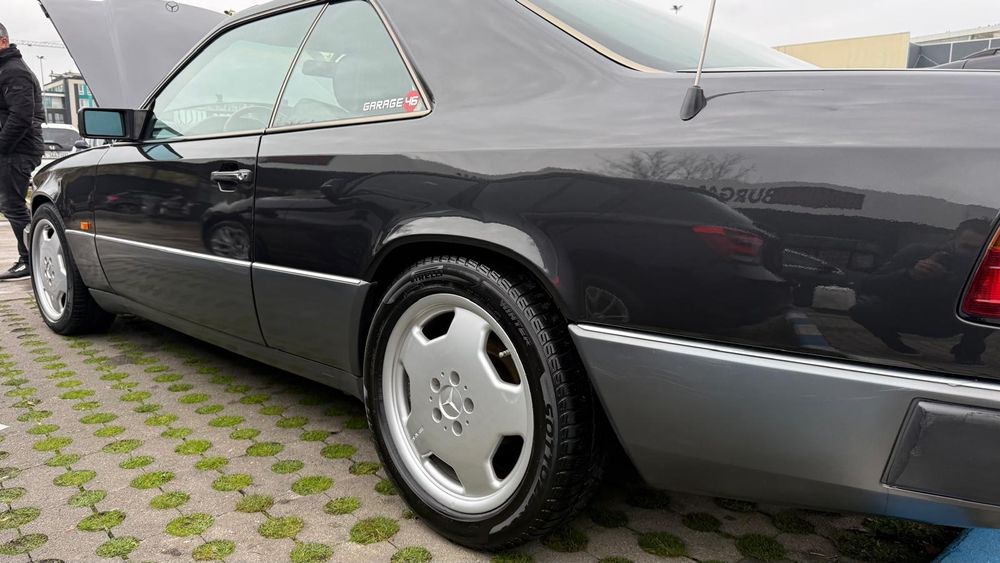 Mercedes Benz W124