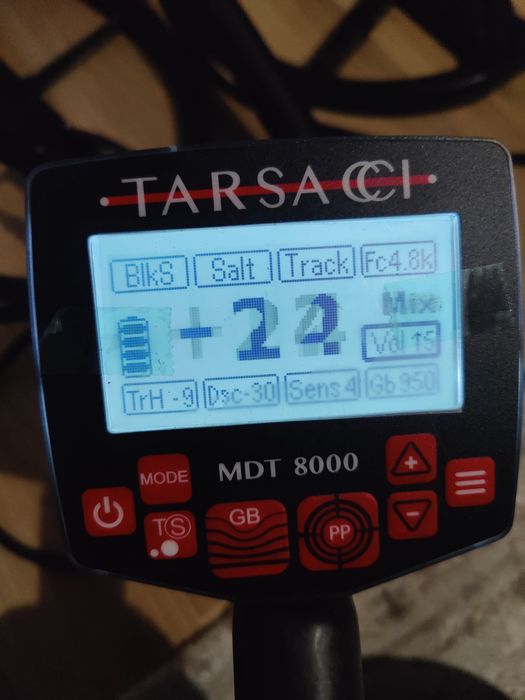 Tarsacci MDT 8000 металдетектор металотърсач