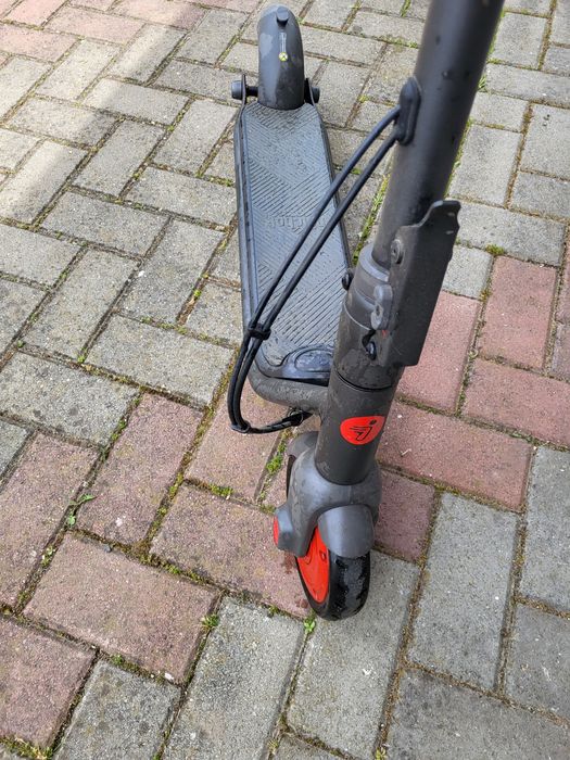 Vand trotineta electrică NINEBOT ekickScooter c2pro 7 inch negru-rosiu
