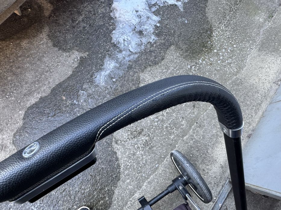 Cybex priam шаси с летен кош и кош за новородено