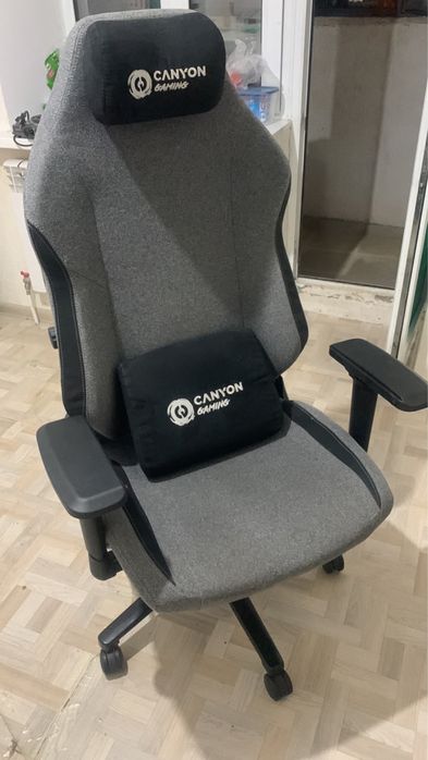 Продам кресло геймерское