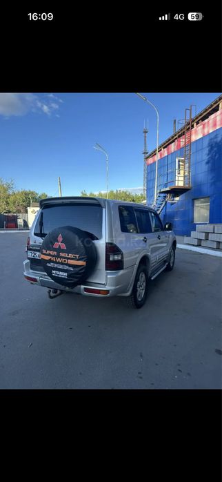 Mitsubishi Pajero 3