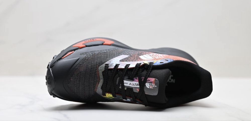 Нови мъжки маратонки The North Face Vectiv Enduris 4 Race Edition