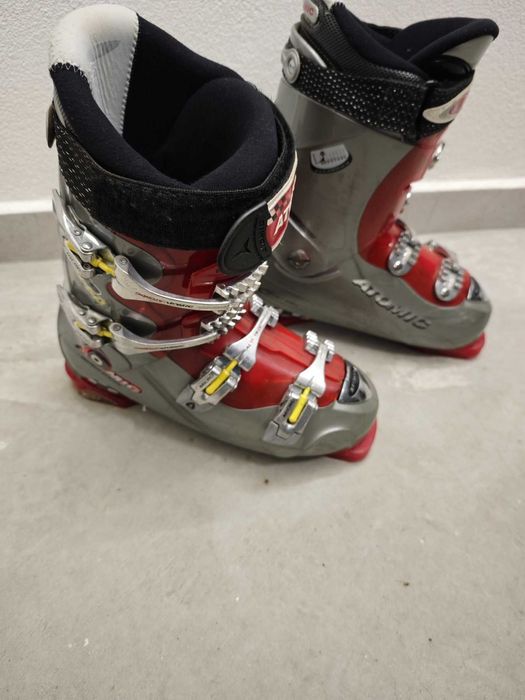 Ски обувки ATOMIC,много запазени