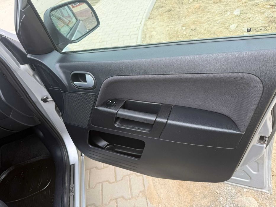 Ford Fusion 1.4 benzina 2010