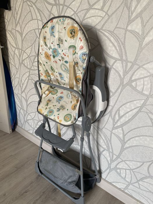 Отдам даром стульчик для кормления