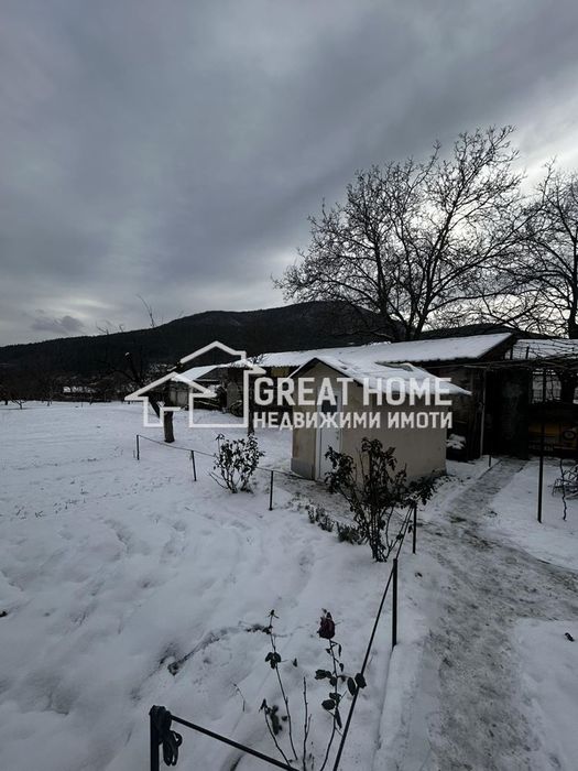 Продава се Къща в с. Стража, Област Търговище - 60 кв.м за 969 €/кв.м - Снимка #11