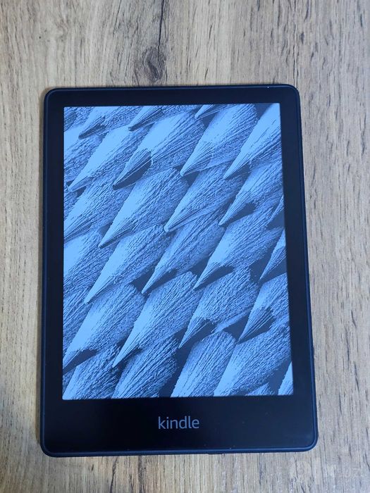 Amazon Kindle paperwhite  E-book