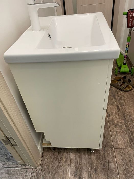 Тумба с раковиной