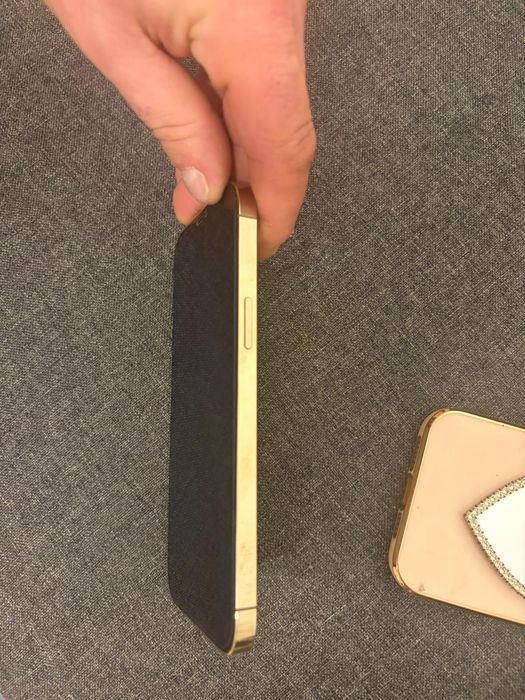 Vand iPhone 12 Pro Max