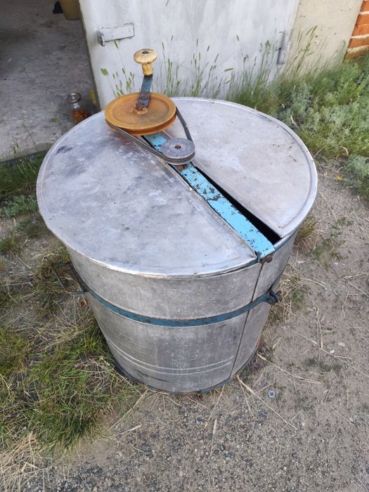 Продам медогонку