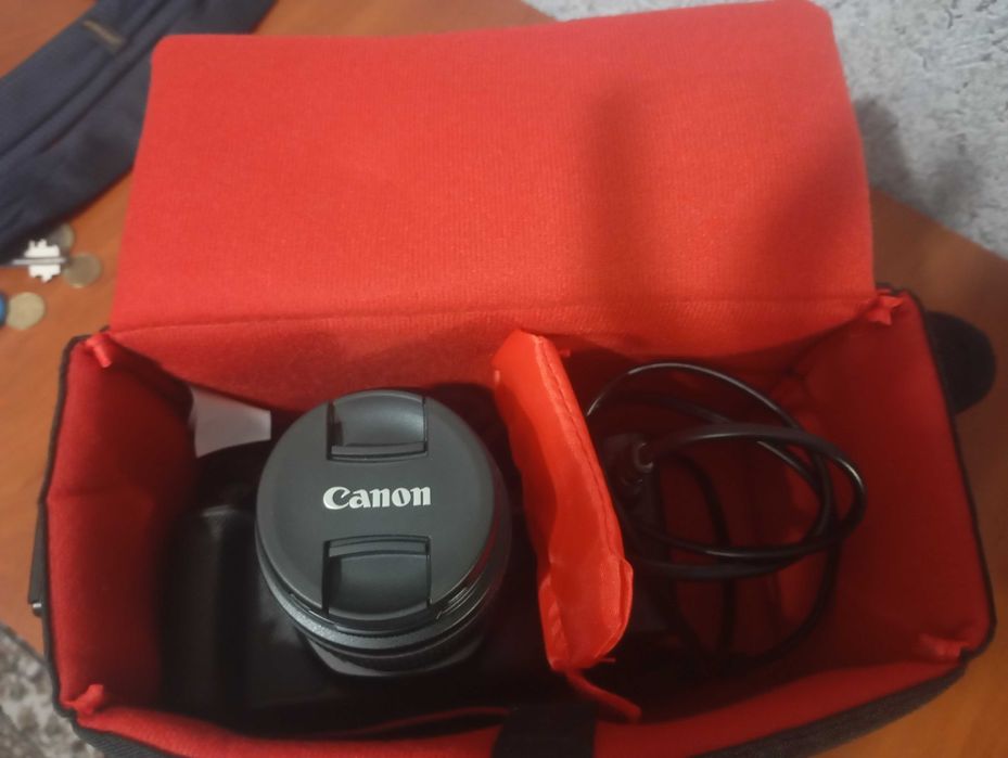 Фотоаппарат Canon EOS 4000D