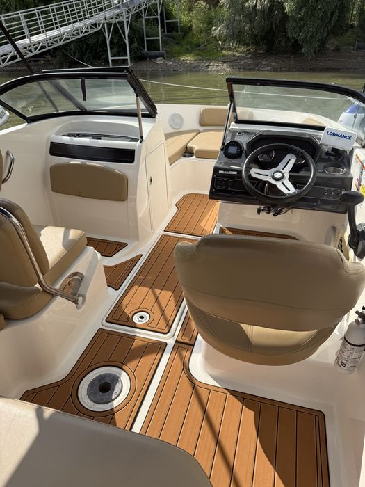 Barca Bayliner VR5 2021 150CP 90ore