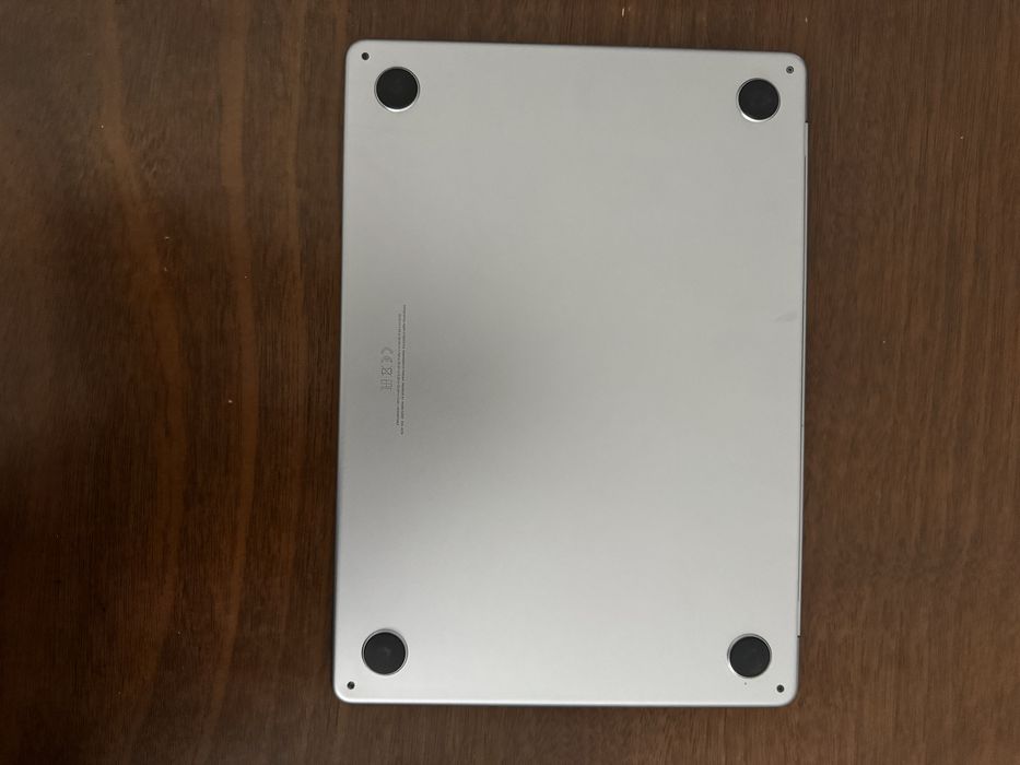 Macbook air m2 8/256