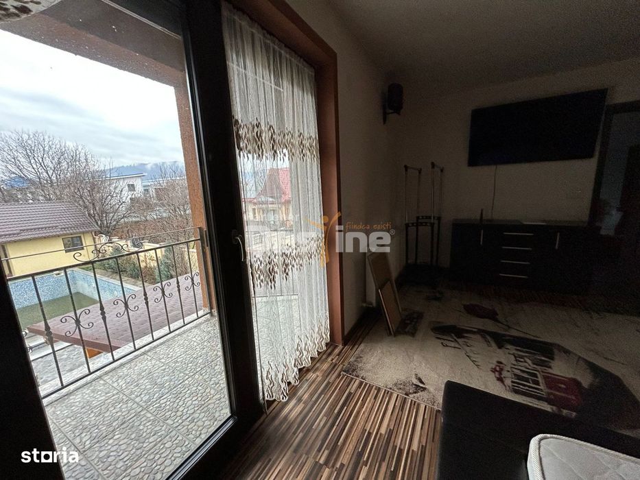 Casa cu piscina Fermelor 840mp teren  285.000€