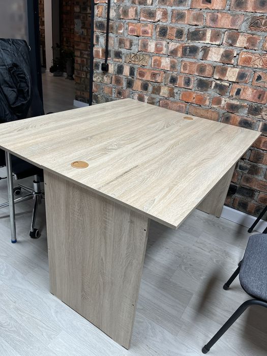 Стол/ парта продам астана