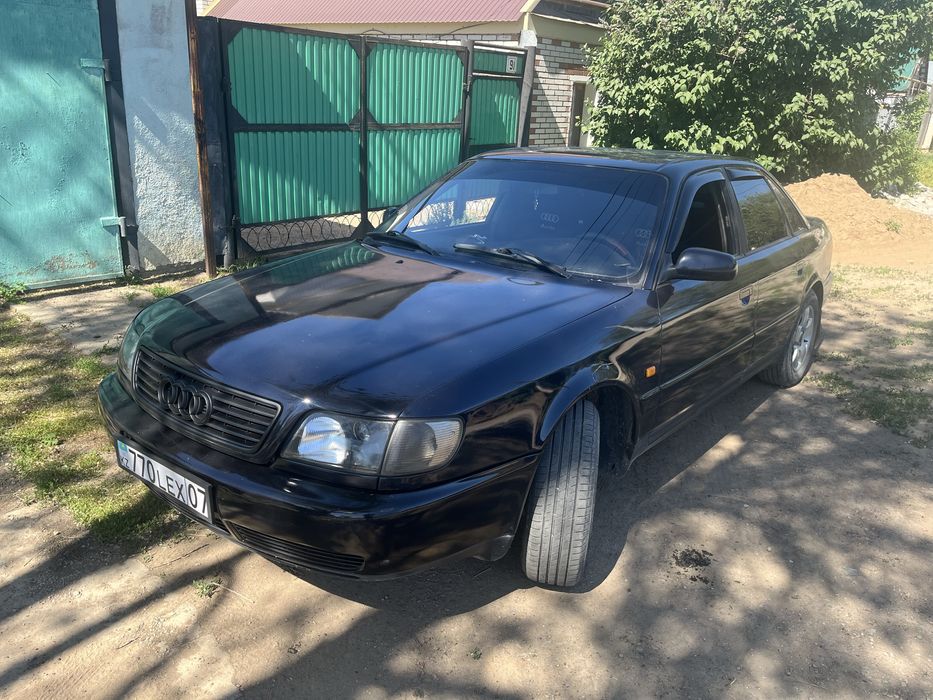 Продам Ауди А6 С4