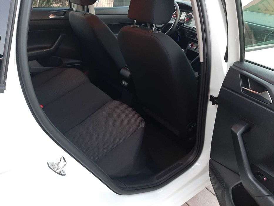 Volkswagen Polo 1.0 benzina 80 CP, euro 6, TVA deductibil, KM REALI!