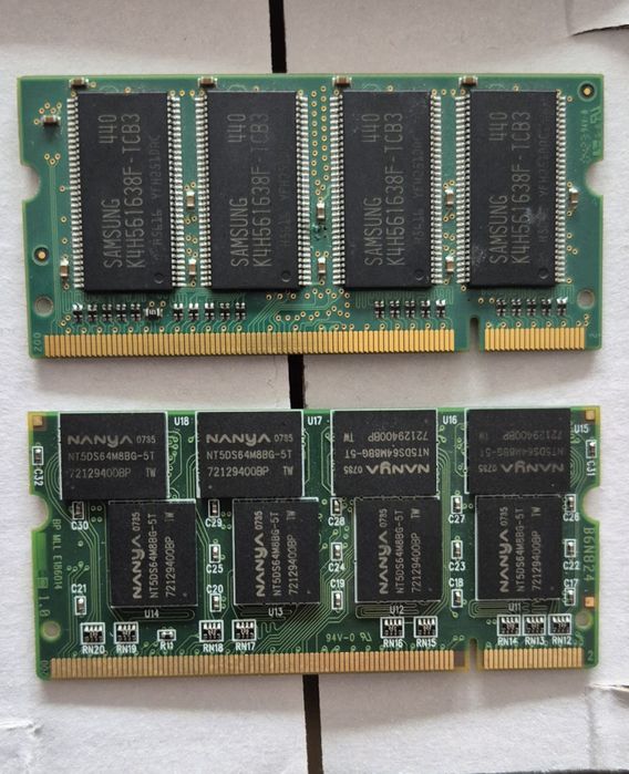 Vând memorii RAM laptop/sodimm DDR1 256MB Samsung + 1GB A-Data